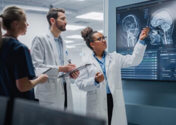 Innovation in Healthcare: Breakthroughs Saving Lives Today